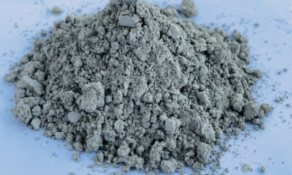 如何使用綠碳化硅微粉砂輪進(jìn)行高效鉆孔？